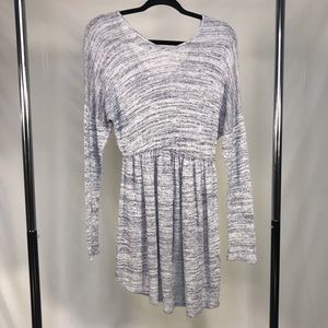 A Pea in the Pod Maternity Dress